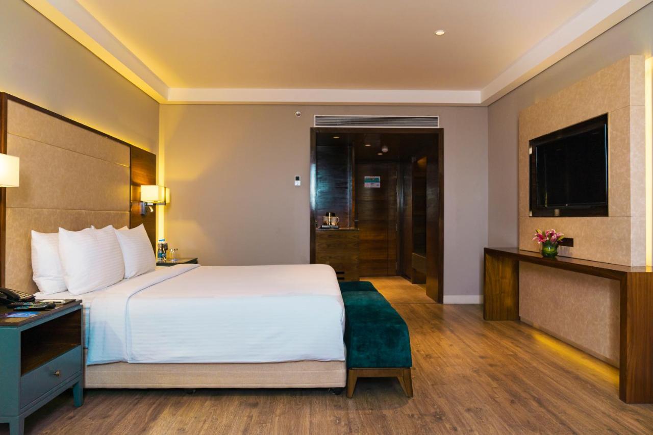 Best Western Plus Narasapura Exterior foto