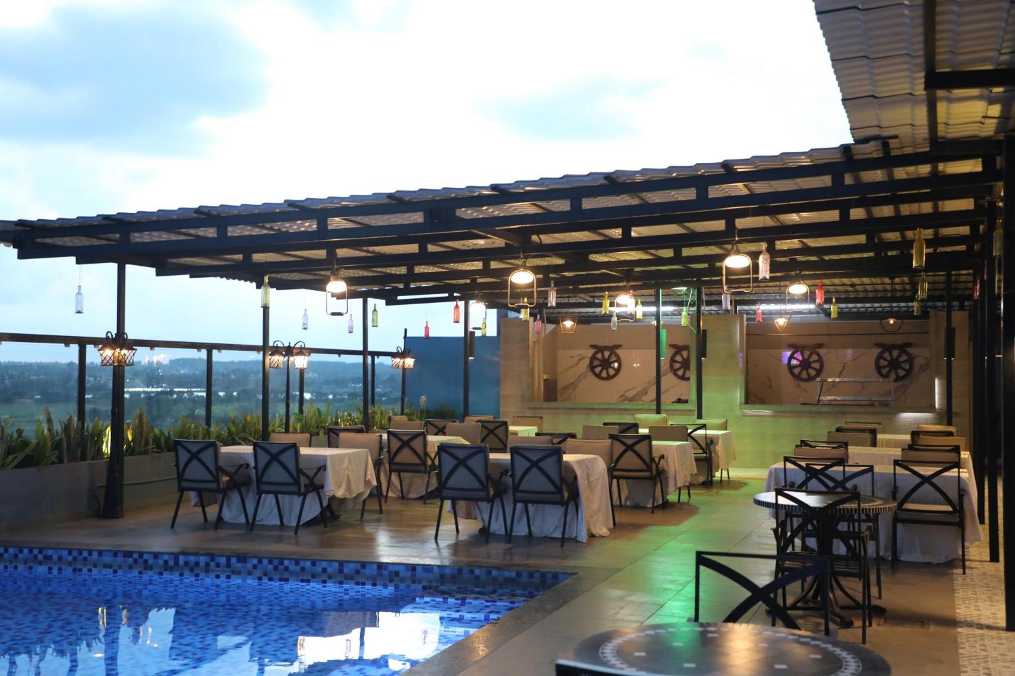 Best Western Plus Narasapura Exterior foto